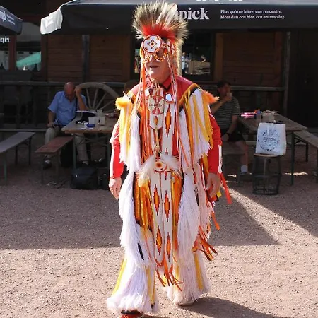 西城旅馆 招待所 绍丰泰恩